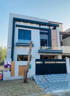 05 Marla Double Story House For Sale in Bahria Nasheman.