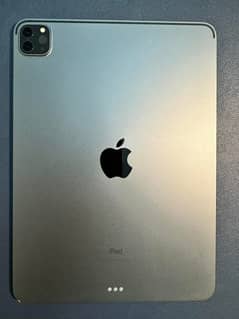 iPad Pro 11 (2020) Bundle with Apple Keyboard