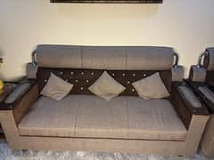 5 seater sofa set for sale in good condition