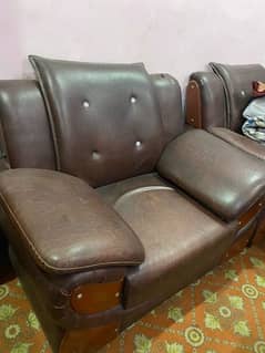 Single seater 2 sofas for sale in good condition
