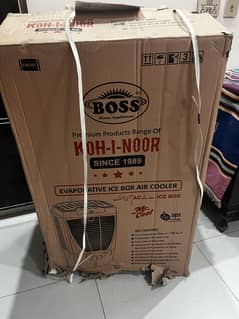 Boss cooler: Brand new Boss Inverter ice box market price se 10000 kam