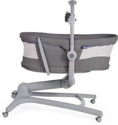 Chicco Baby Hug 4 in 1 bassinet