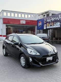 Toyota Aqua 2015
