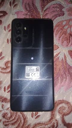 New he ha use bohat km kiya ha gell paper laga howa ha 4/128 ha