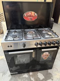 Kitchen gas stove/oven 7 in one, 3 months used only