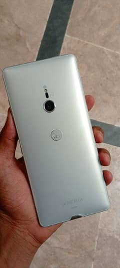 Sony Xperia XZ3 For Sale 4/64 Gaming Phone. Beast For Pubg 60 FPS