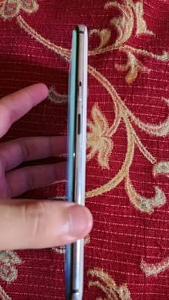 OnePlus 7 pro 8 256. Best gaming mobile.