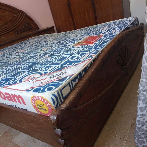bed set with site table with foam 1