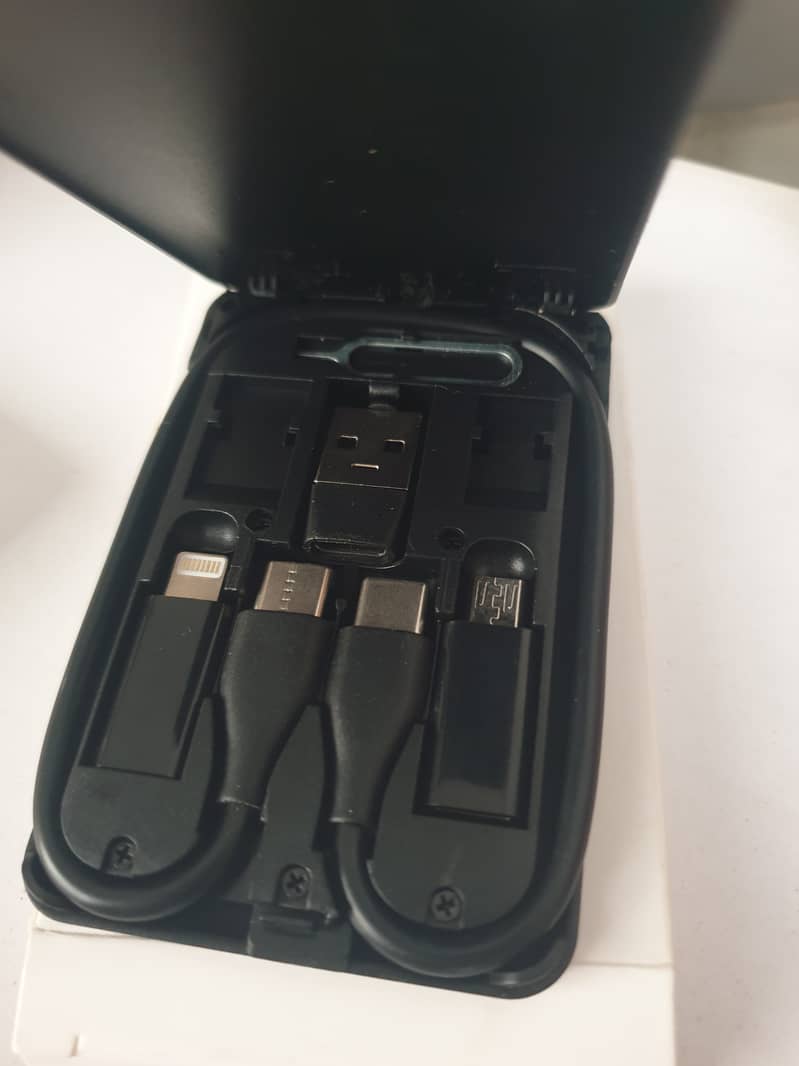 Hard drive 1TB portable, Type C, 100% health, Like New 6