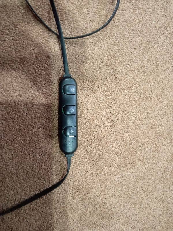 wireless Bluetooth 0