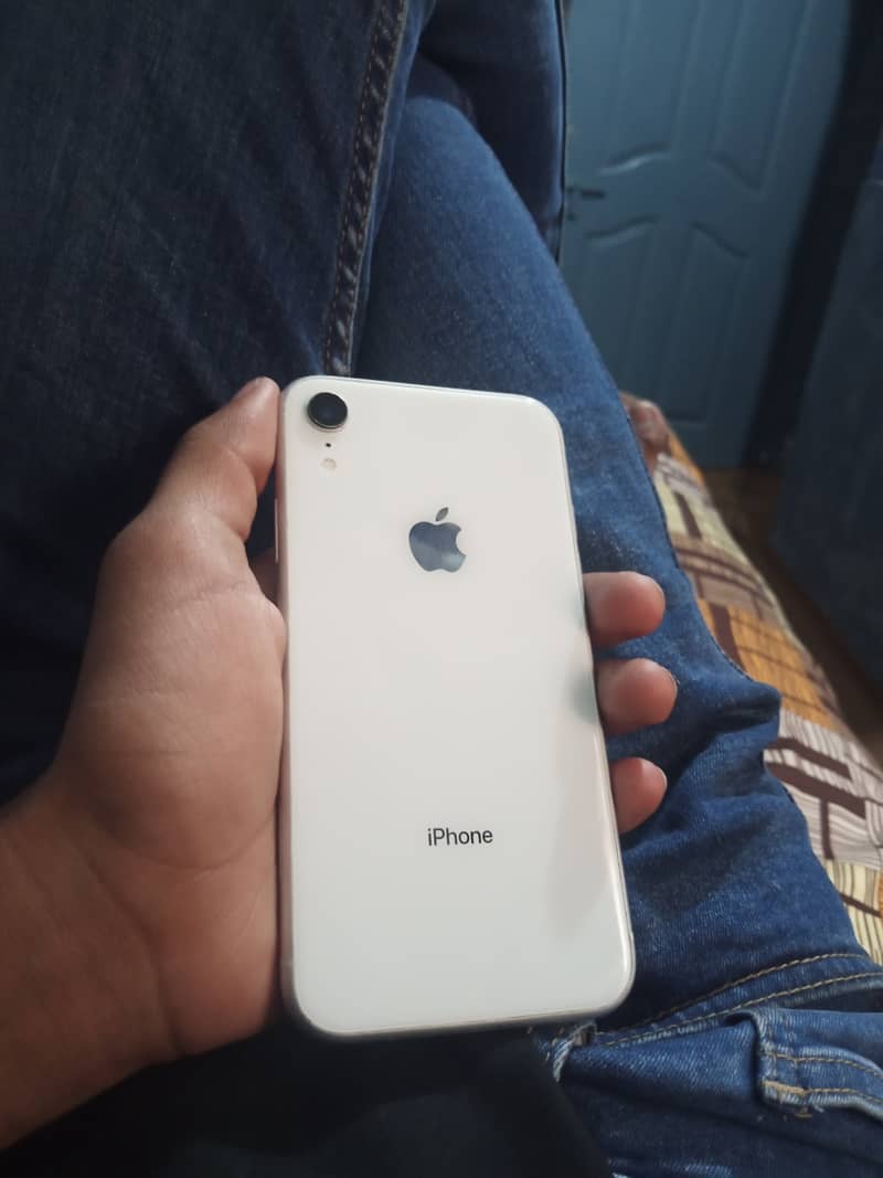Xr exchanged possible with better mobile 6