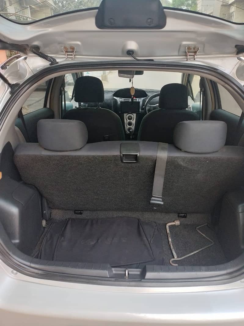 Toyota Vitz 2006/10 own engine, zero,3,3,4,8,5,9,8,9,6,8 3