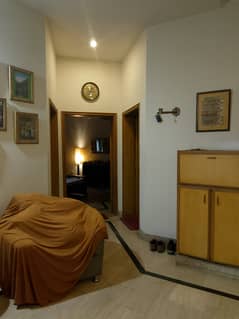 Kinal upper Portion available for rent in Johar town near kips college