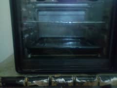 WestPoint Oven For Sell.  220V~50Hz 1200W.   Model : CKF-10RA.
