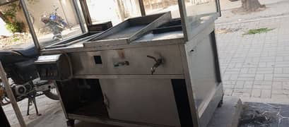 Shuwarma counter