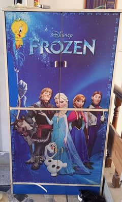 Frozen character almirah