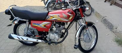 honda 125 new bike hy urgent sale karni hy