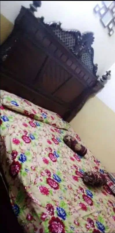 Full size bed and dressing table and side tables so good condition. . . 2
