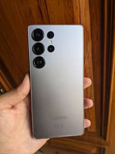 Samsung s25 ultra .