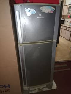 Dawlance Fridge For Sale in Reasonable price