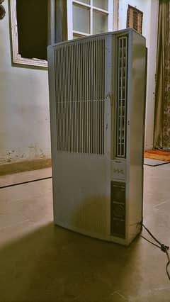 window Ac sale Condition with transformer 10/9