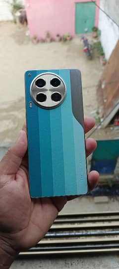 tecno camon 30 10/9.5 condition