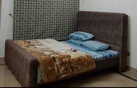 king size Bed