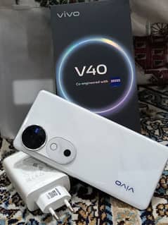 ViVo V40