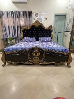 King size bed