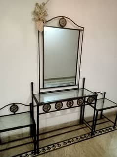 Mirror frame irron