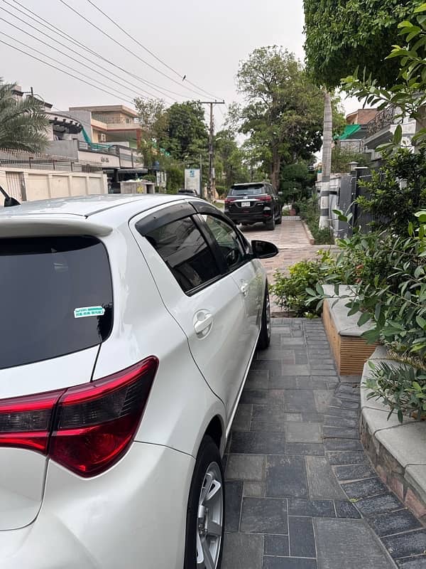 Toyota Vitz 2019 Model 9