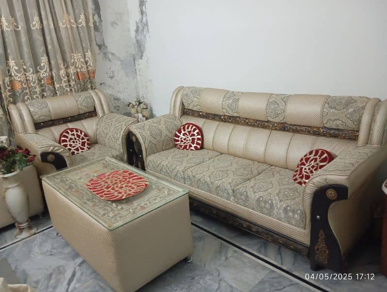 SOFA SET 3 + 2 + 1  PLUS 3 TABLES 4