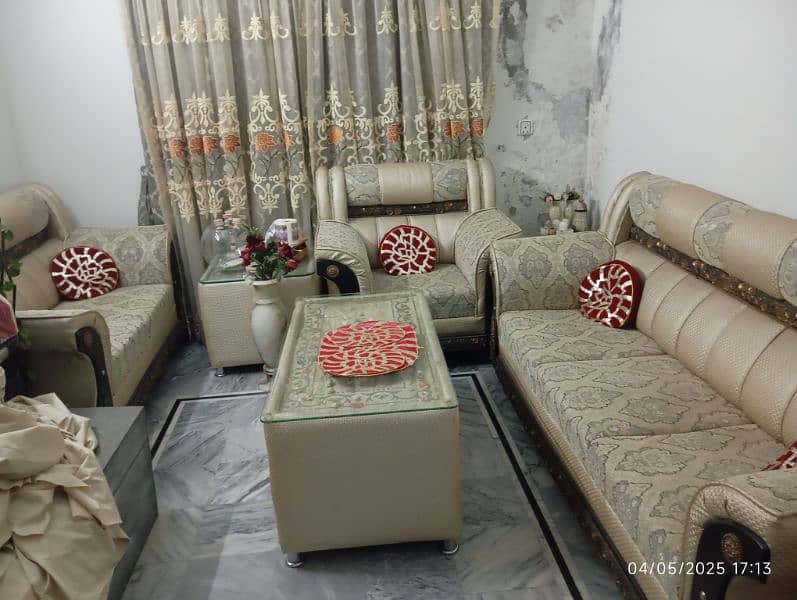 SOFA SET 3 + 2 + 1  PLUS 3 TABLES 7