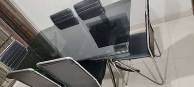 6 Seater Dining Table with Tempered Glass Urgent sell