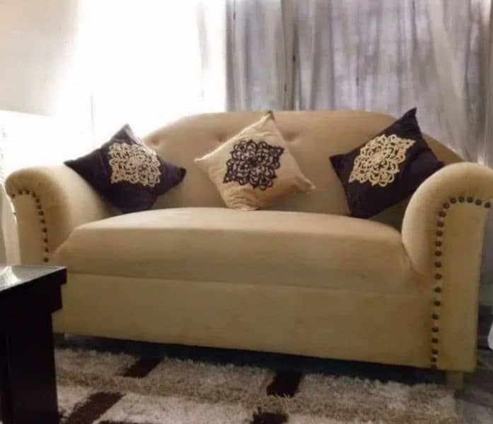 7 seater sofa and 3 tables set 9