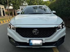 MG ZS 1.5 PETROl 2021