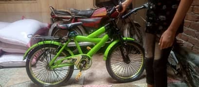 new condition green cycle