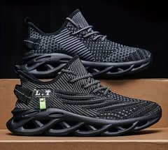 Mens Fashion Sneakers Breathable Knitted Fabric Mid-Top