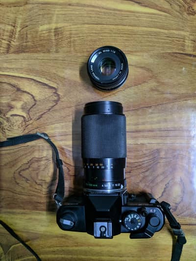Yashica SLR FX-3 Super 2000 Camera+ML 50mm f/1.9,ML Zoom 75-150mm f/4