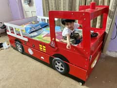 Customized fire truck kids bed set with matrices