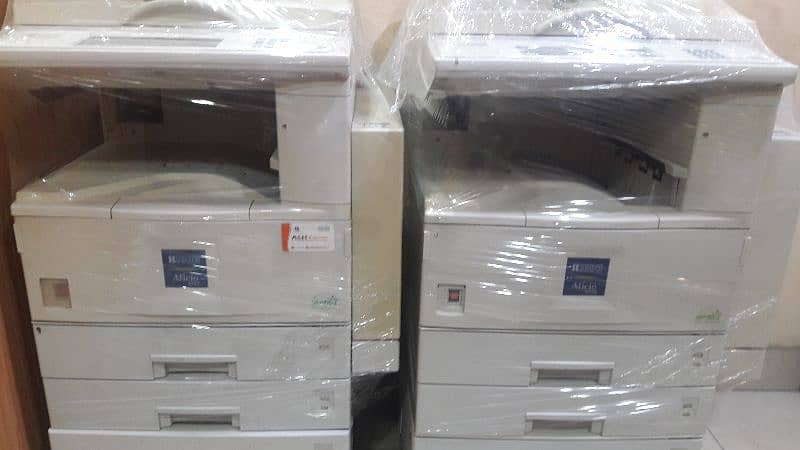 PhotoCopy Machines With Warrenty 1