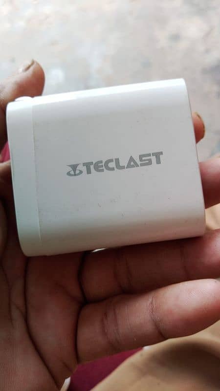 teclast 30w PD+USB A super fast charger 0