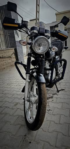 Suzuki 150 2020