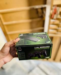 2.4G WIRELESS GAMEPAD CONTROLLER
