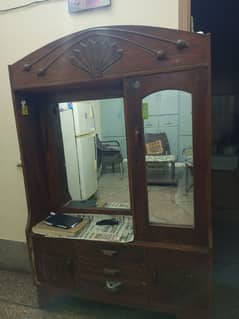 Dressing table