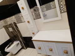 AVAILABLE CORNER 13 MARLA HOUSE FOR RENT IN OVERSEAS B EXT BLOCK BAHRIA TOWN LAHORE