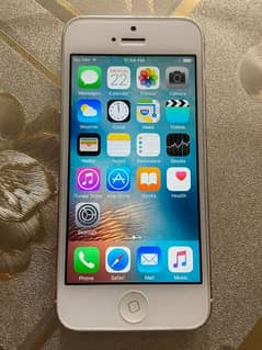 IPhone i5s 64gb 03126188317call wahtasp