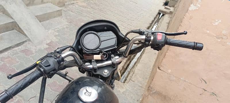 Suzuki GD 110S 0/3/0/1/7/9/2/2/6/6/7/ 4