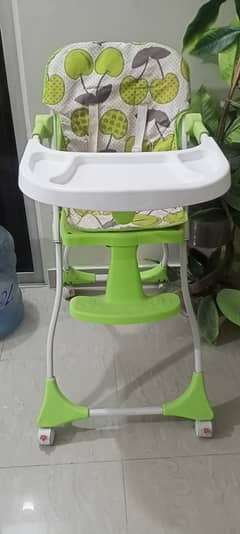 Kids feeding chair