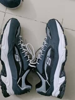 Skechers